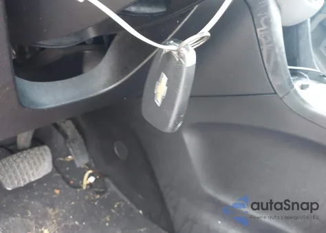 2018 Chevrolet Equinox Ls from USA, damaged, VIN 3GNAXHEV2JS618019